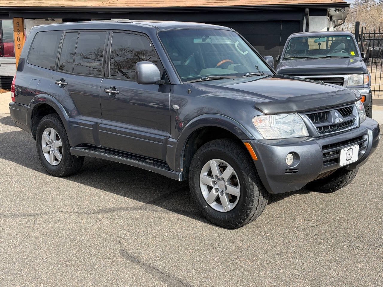 Used 2006 Mitsubishi Montero Limited AWD/4WD image 23