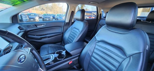Used 2017 Ford Edge SEL w/ Equipment Group 201A image 7