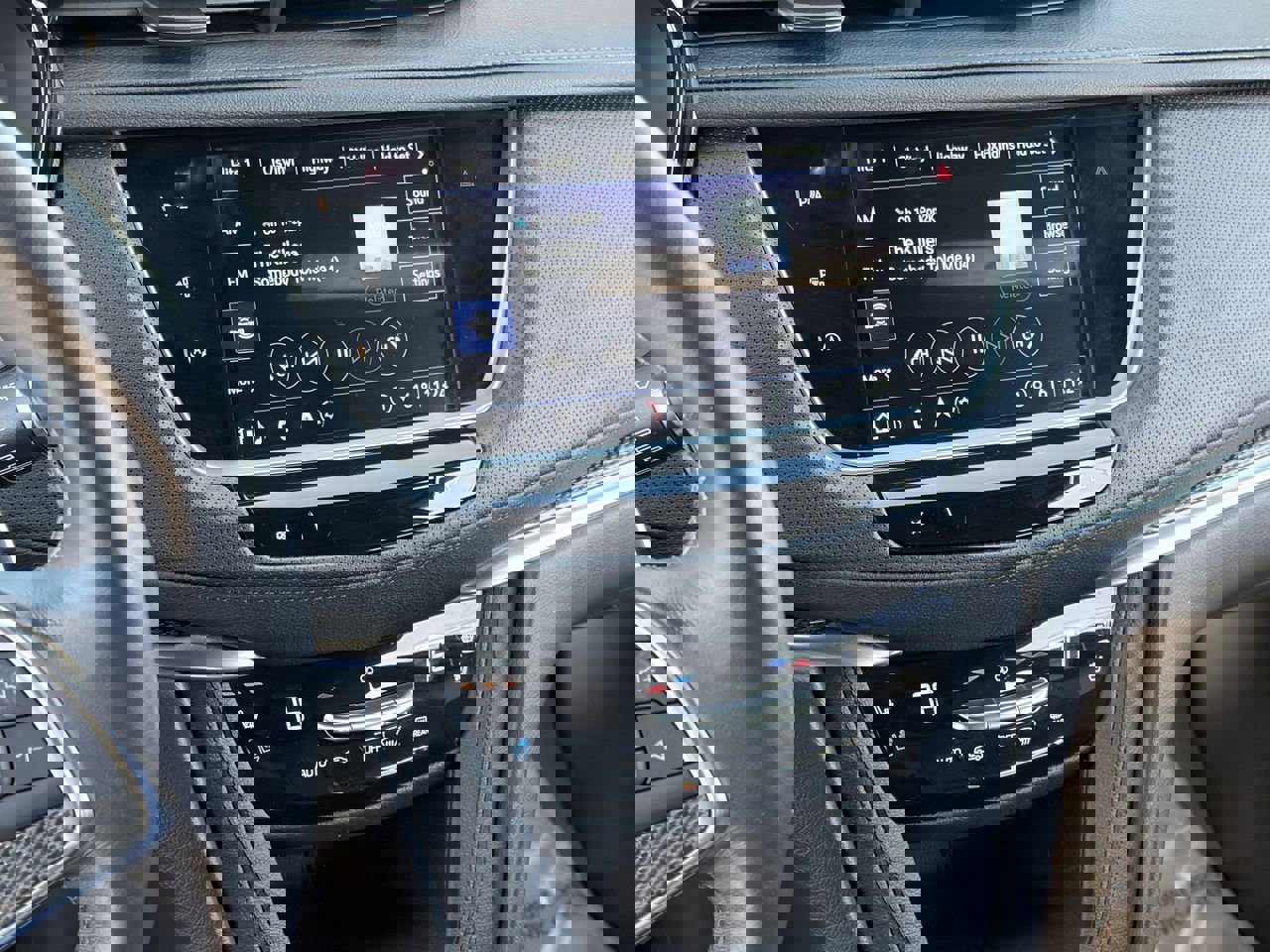 Certified 2023 Cadillac XT5 Sportv w/ Technology Package image 27