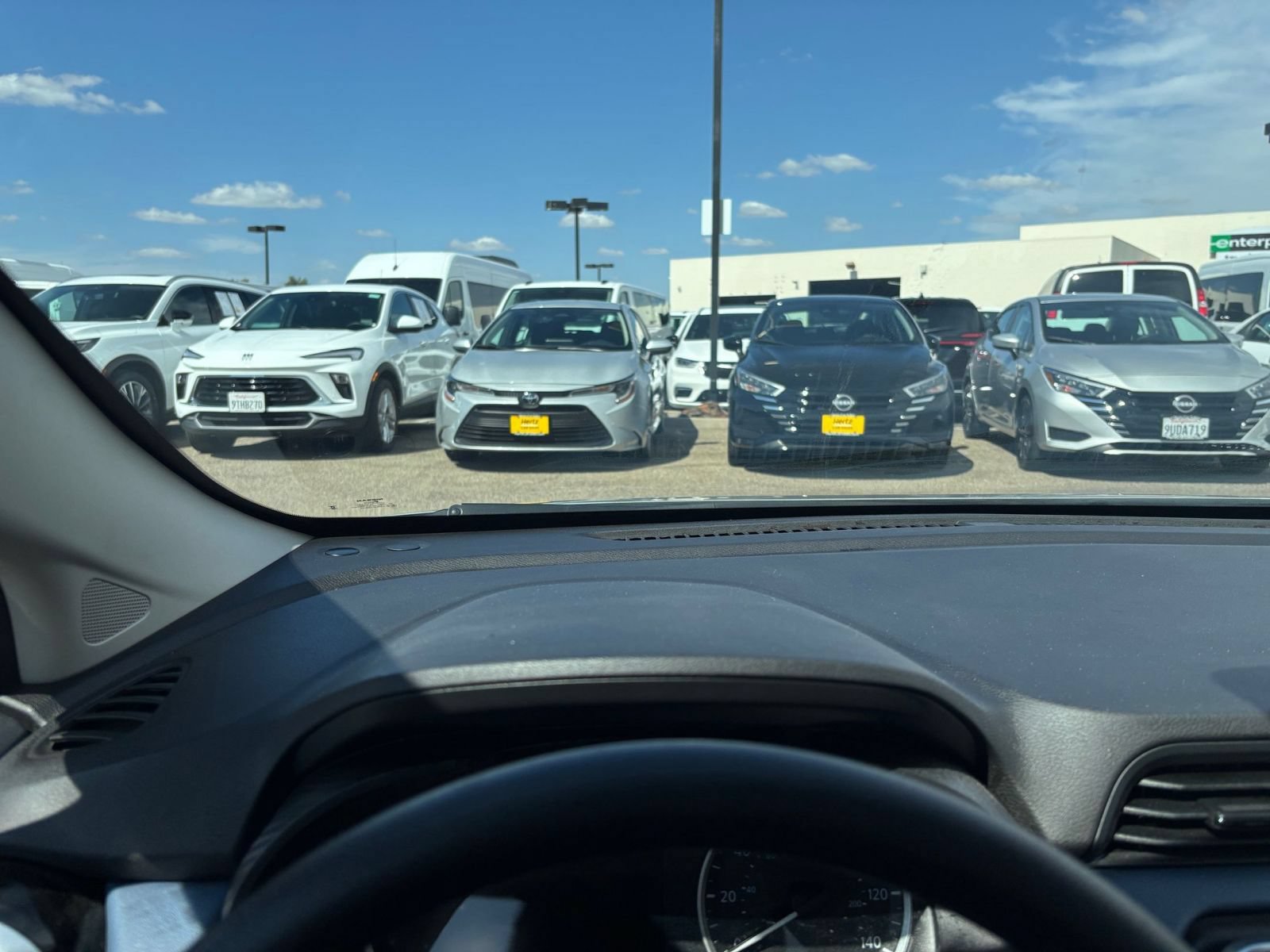 Used 2025 Nissan Versa SV FWD image 33