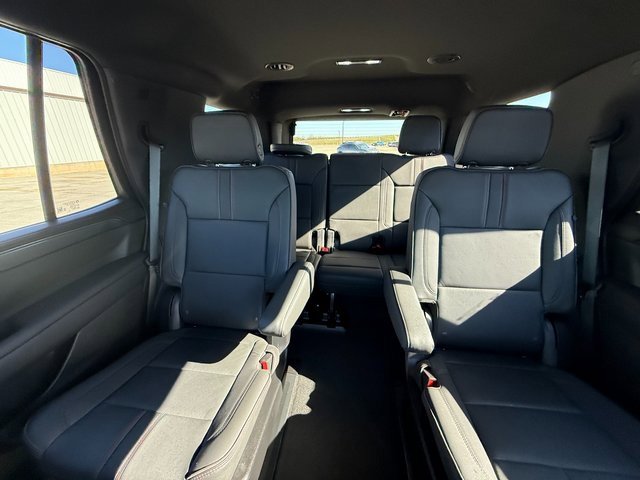 Used 2024 Chevrolet Tahoe RST w/ Luxury Package image 12