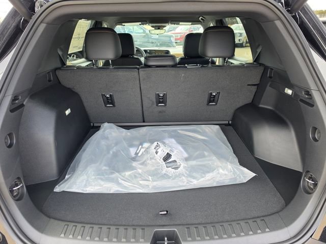 New 2026 Chevrolet Equinox ACTIV w/ Convenience Package III AWD/4WD image 5