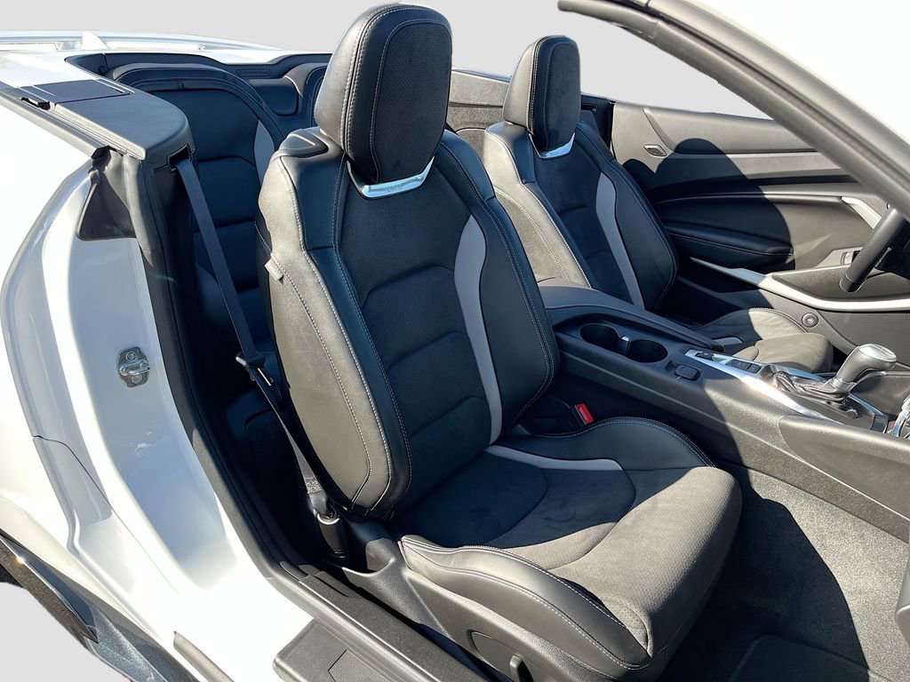 Used 2022 Chevrolet Camaro SS image 25