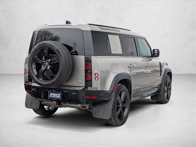Used 2022 Land Rover Defender 110 X-Dynamic HSE image 5