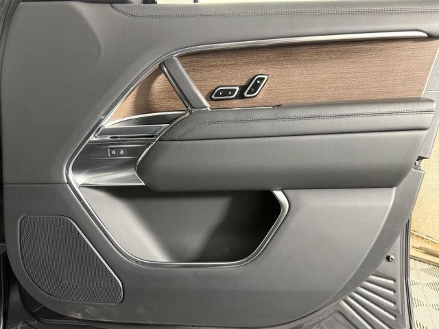 Used 2024 Land Rover Range Rover SE AWD/4WD image 31