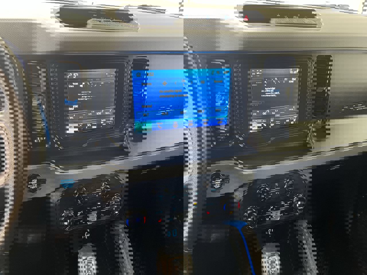 Certified 2023 Ford Bronco Black Diamond image 16