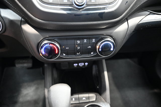 Used 2023 Chevrolet TrailBlazer LT FWD image 17