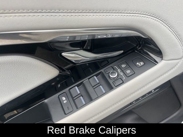 Used 2022 Land Rover Range Rover Evoque R-Dynamic SE image 13