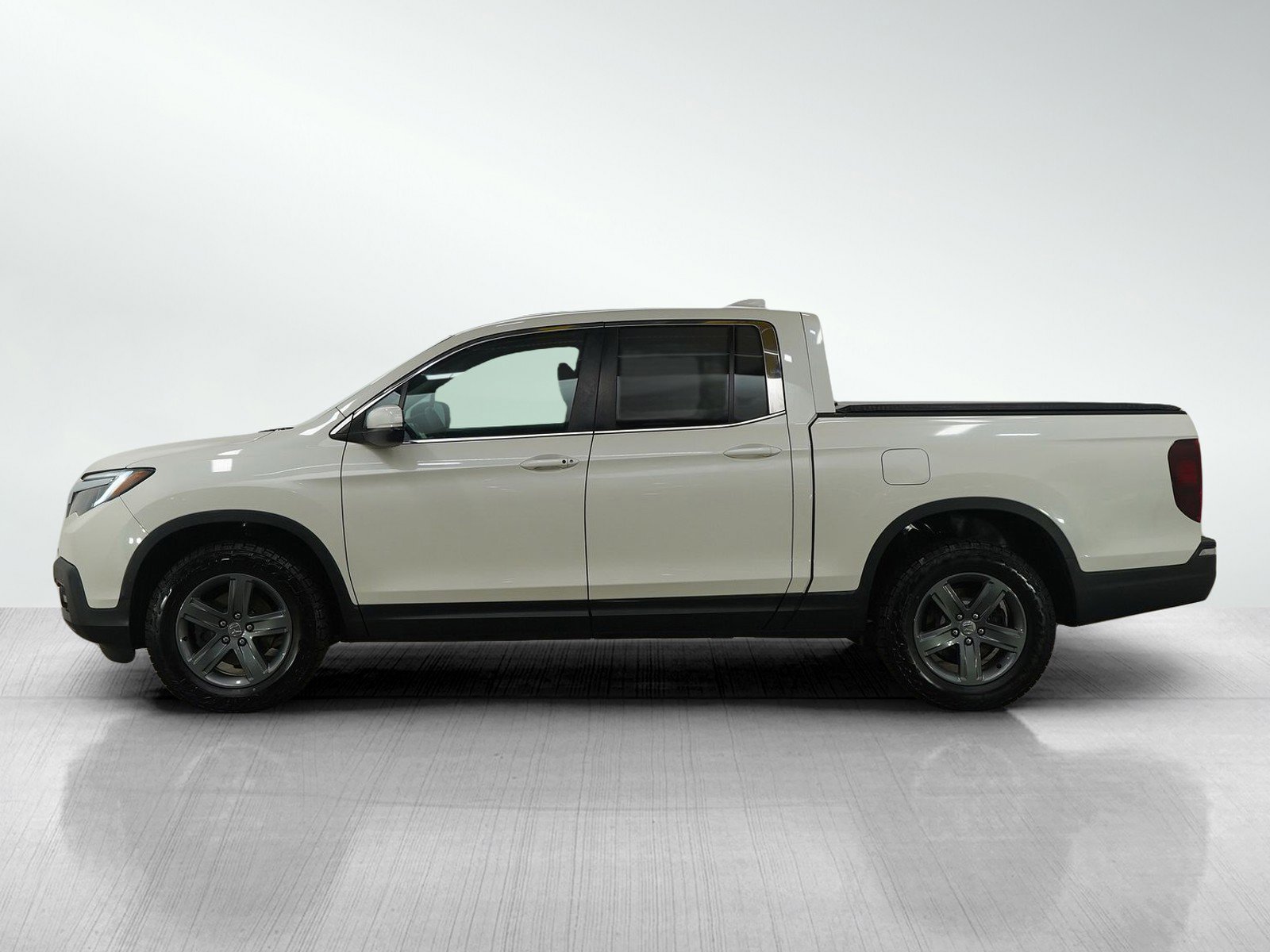 Used 2019 Honda Ridgeline RTL-T image 2