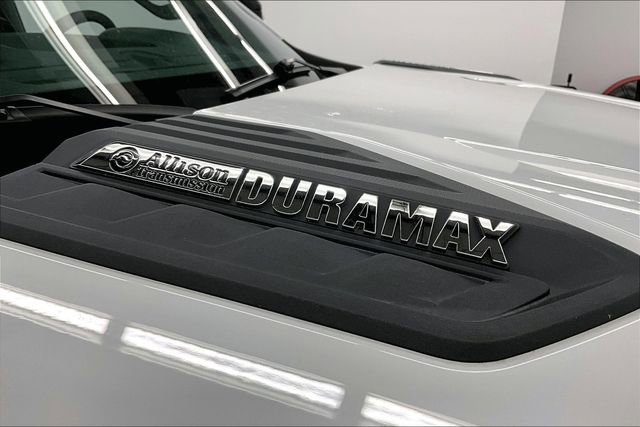 Used 2020 Chevrolet Silverado 2500 LT w/ Convenience Package image 31