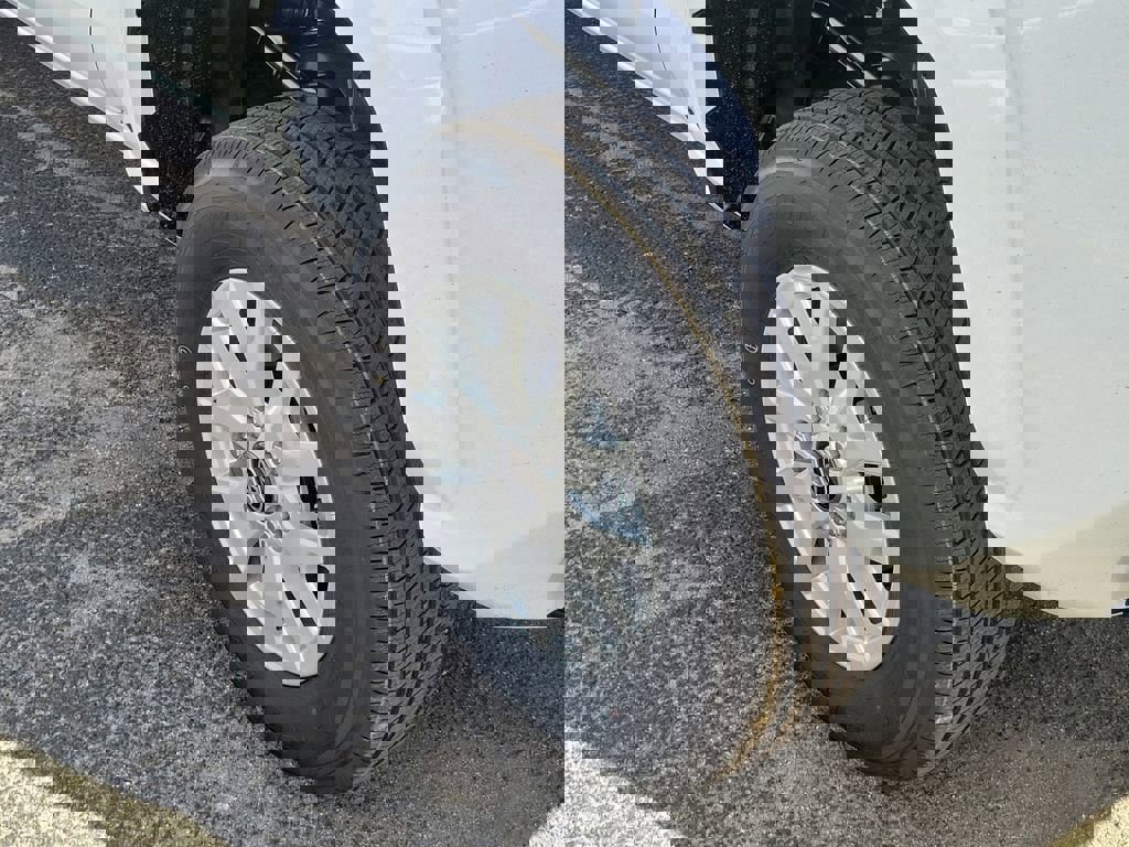 New 2026 Toyota Tacoma SR image 5