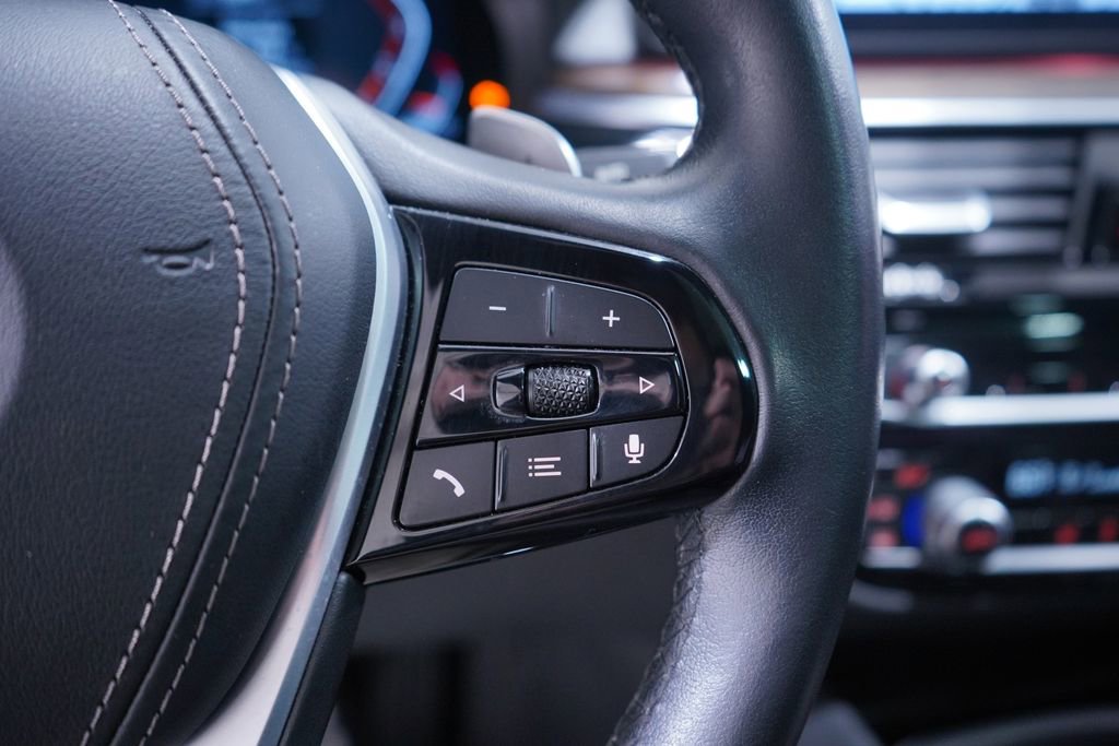 Used 2022 BMW 530i w/ Convenience Package image 21