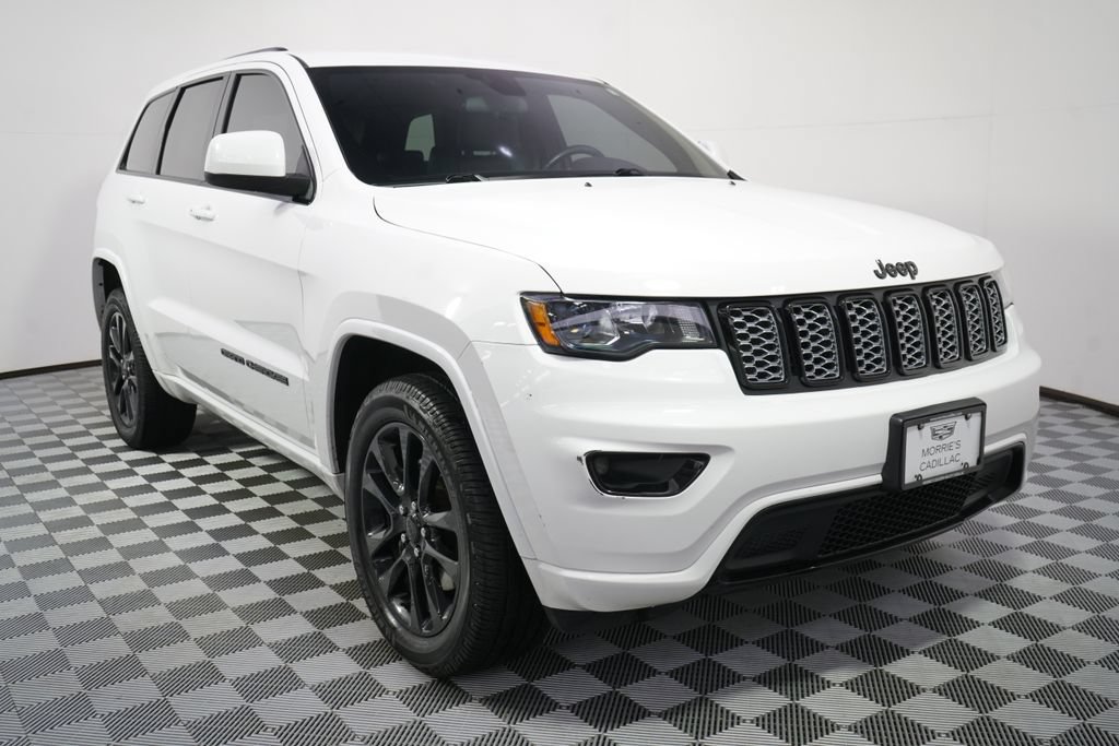 Used 2021 Jeep Grand Cherokee Laredo X AWD/4WD image 9
