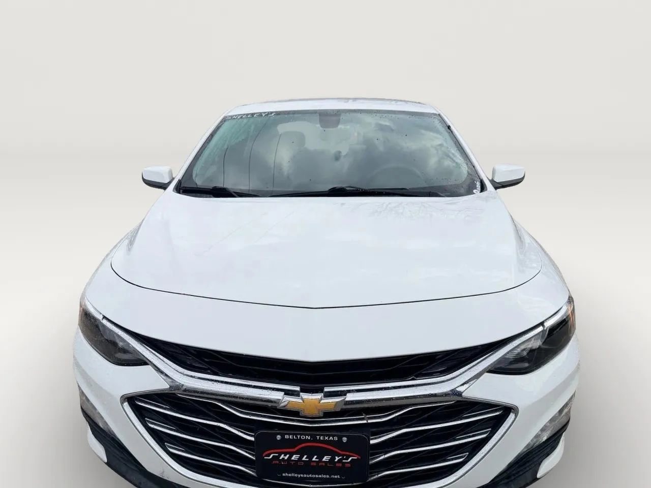 Used 2020 Chevrolet Malibu LT FWD image 2