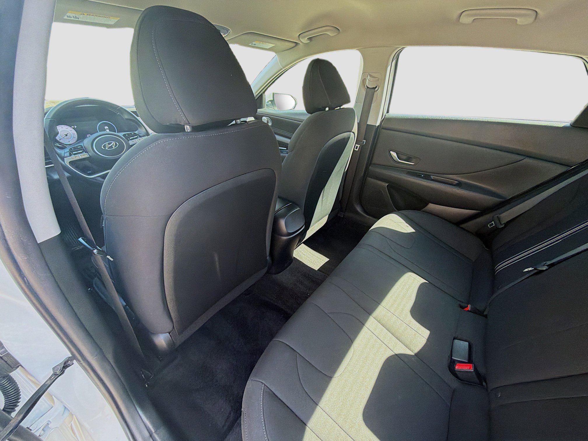 Used 2023 Hyundai Elantra SEL w/ Convenience Package image 22