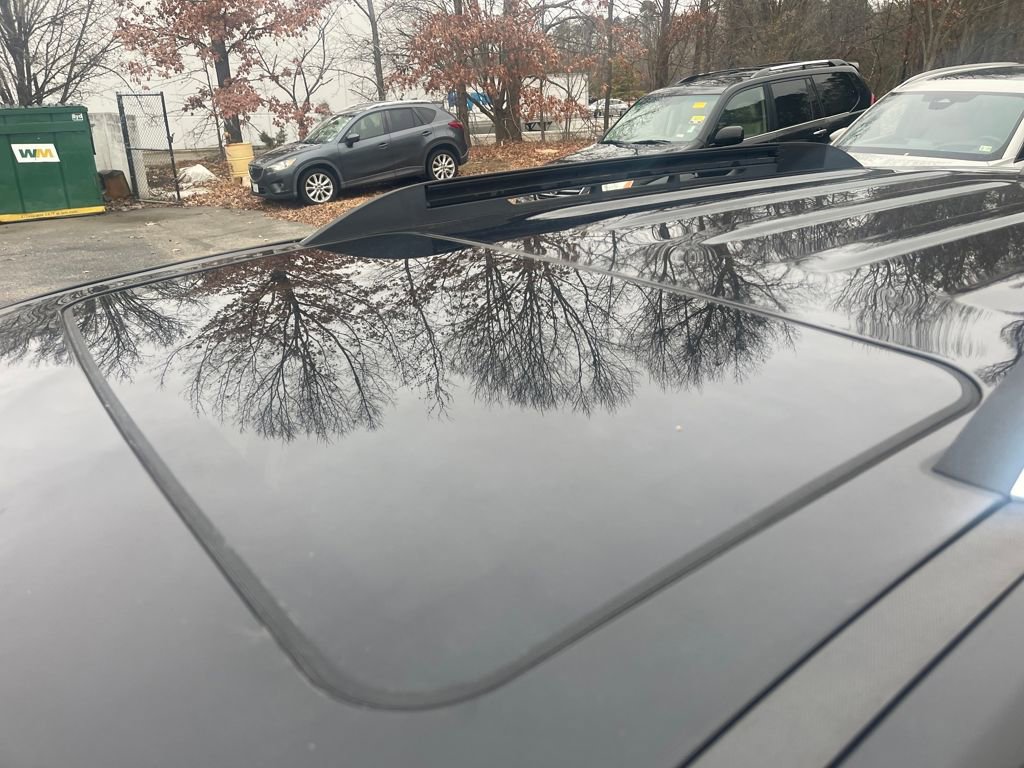 Used 2016 Chevrolet Equinox LTZ w/ Enhanced Convenience Package image 8