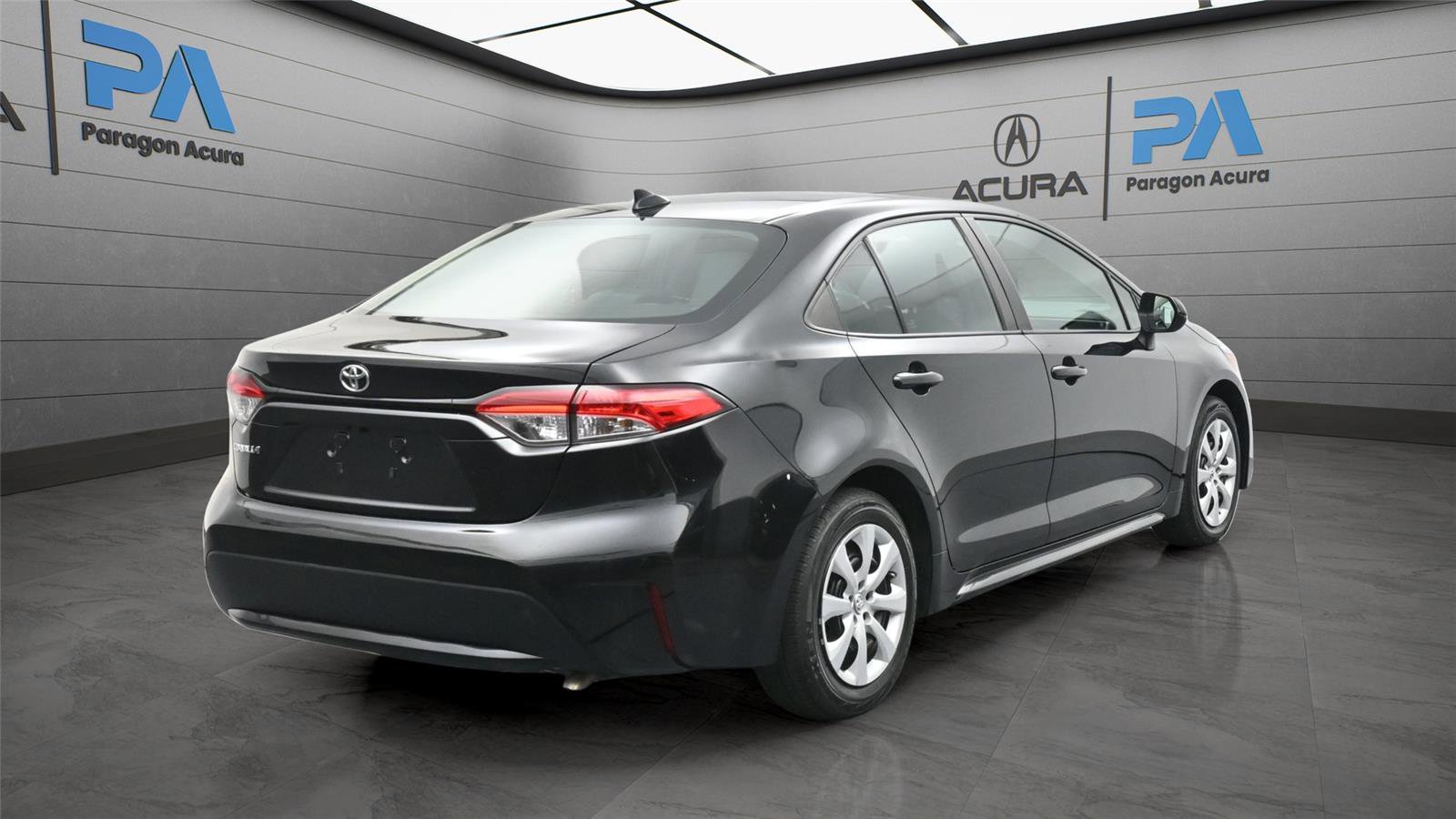 Used 2022 Toyota Corolla LE image 17