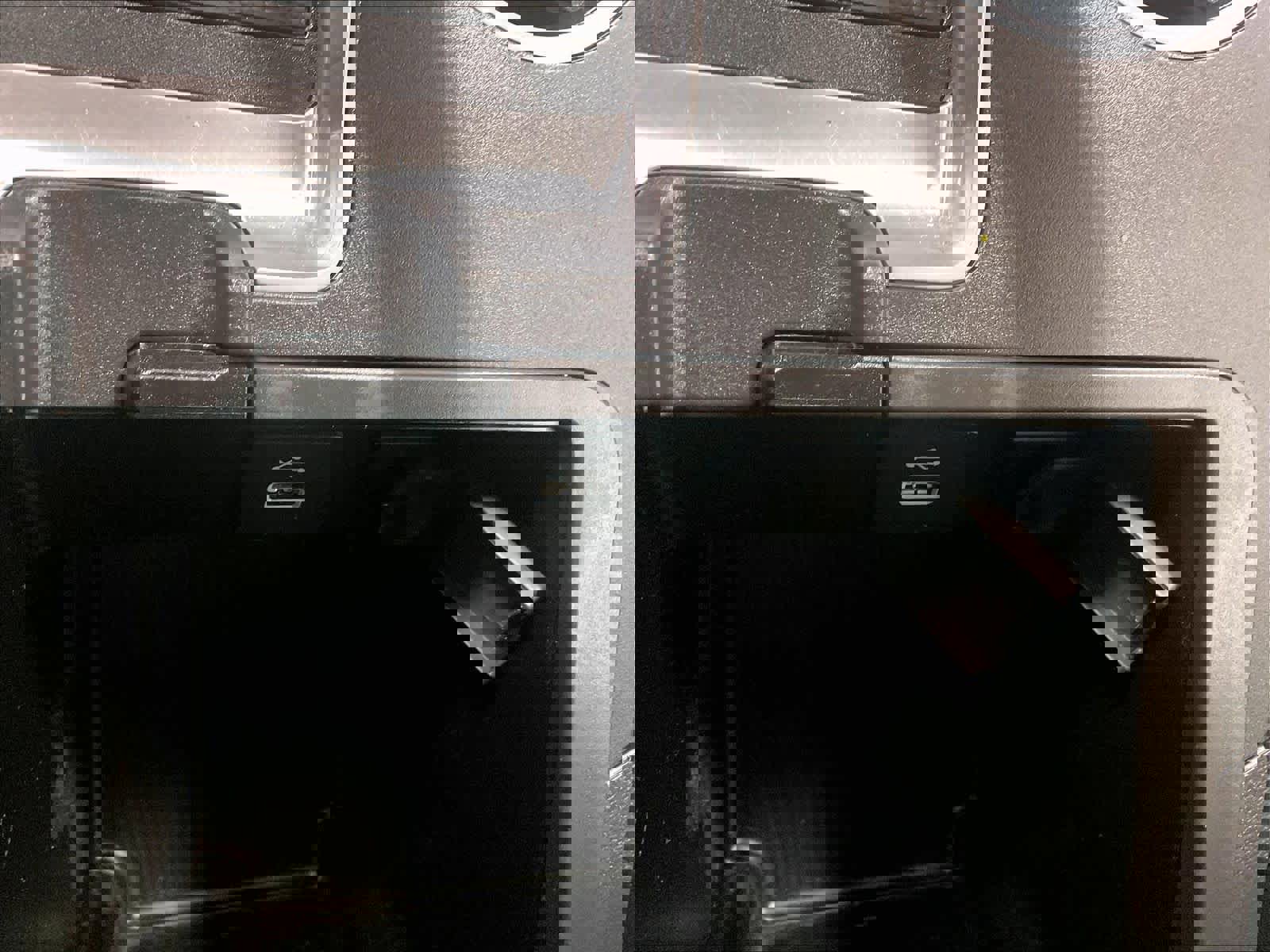 Used 2023 Acura MDX SH-AWD image 28