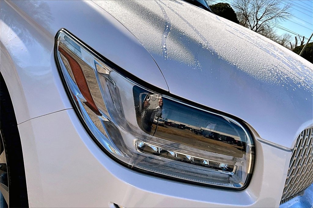Used 2019 Lincoln Navigator Select image 26