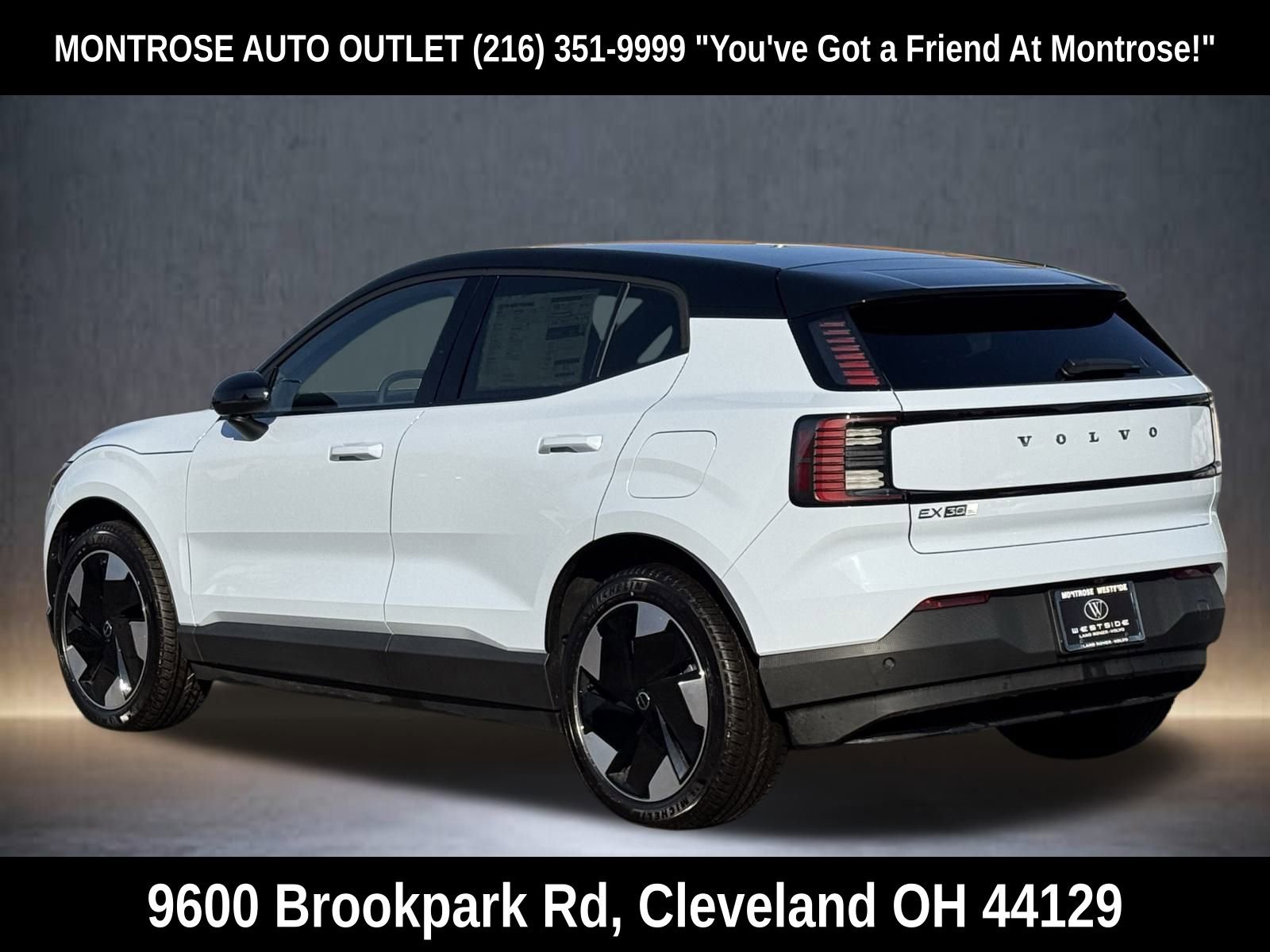 New 2025 Volvo EX30 Plus w/ Protection Package Premier image 3