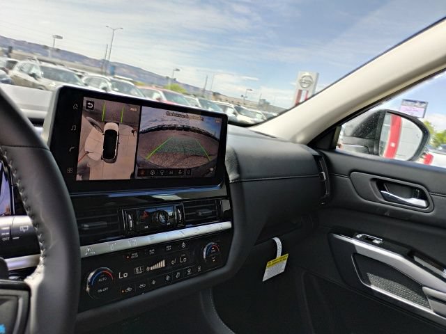 New 2026 Nissan Pathfinder SL AWD/4WD image 19