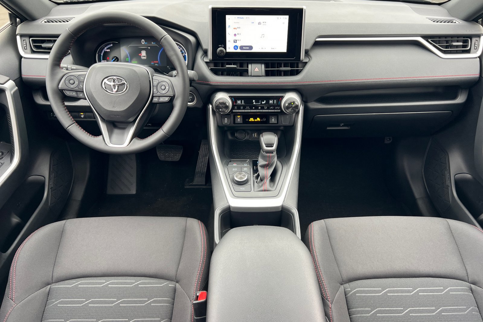Certified 2025 Toyota RAV4 SE image 13