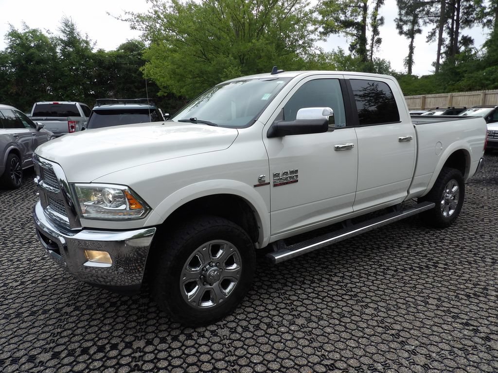 Used 2016 RAM 2500 Laramie AWD/4WD image 3