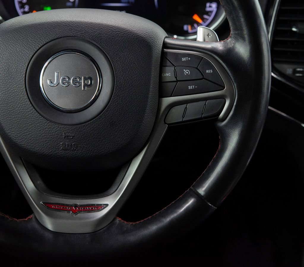 Used 2020 Jeep Grand Cherokee Trailhawk AWD/4WD image 27