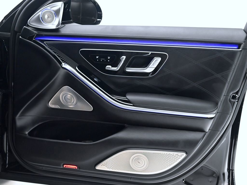 Used 2024 Mercedes-Benz Maybach S 680 4MATIC image 24