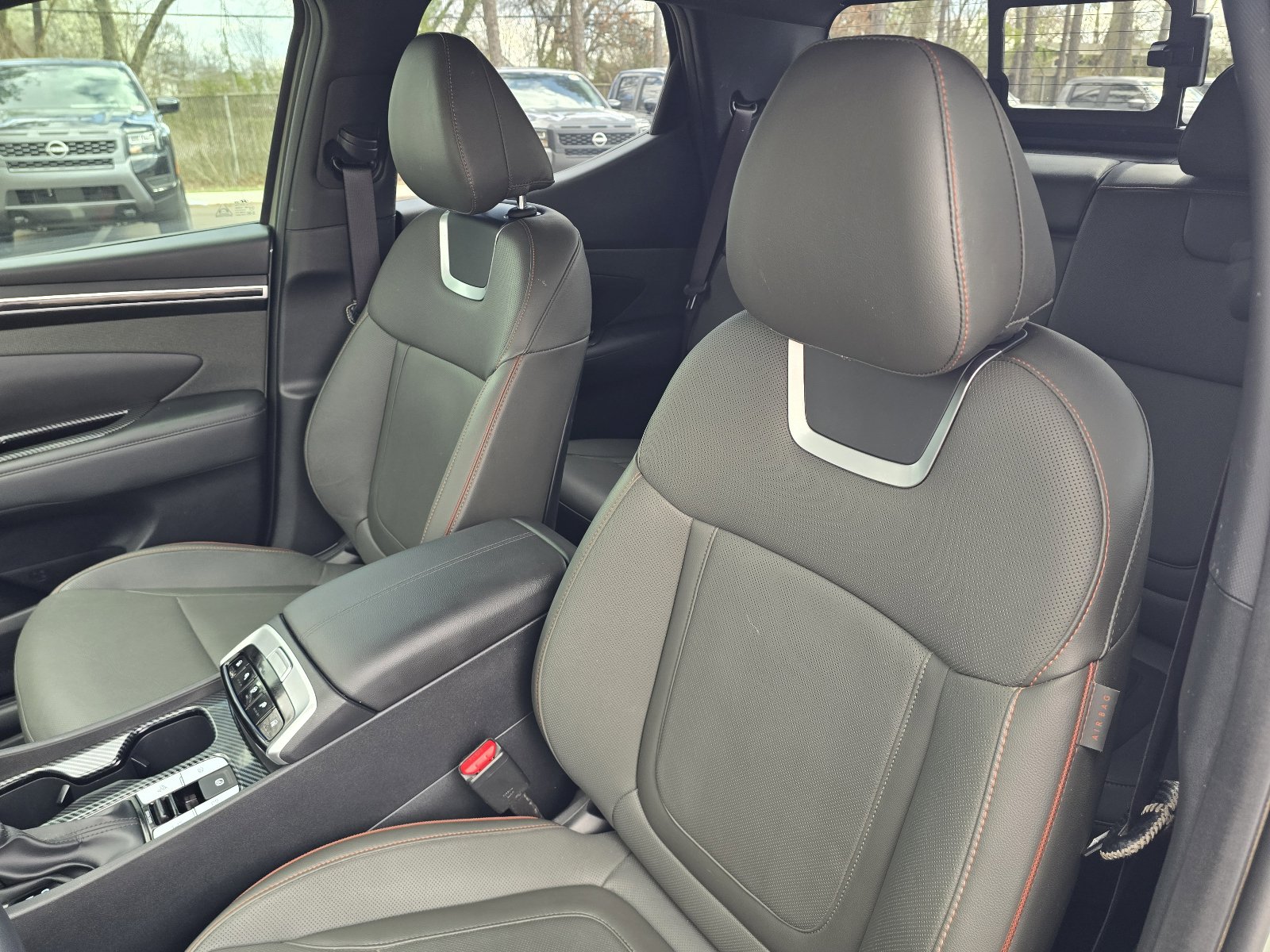 Used 2023 Hyundai Santa Cruz Limited image 13