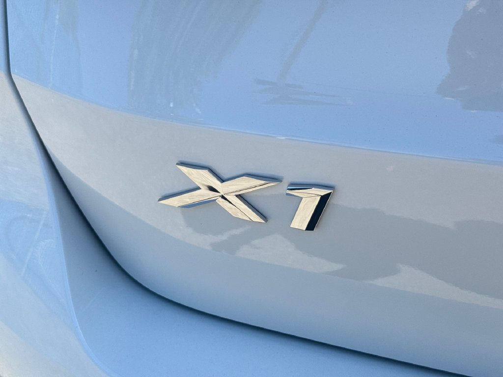 New 2027 BMW X1 xDrive28i AWD/4WD image 8