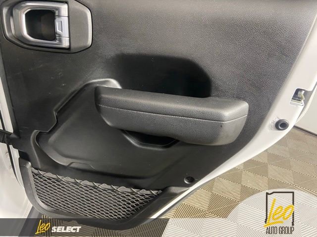 Used 2022 Jeep Wrangler Unlimited Rubicon image 14