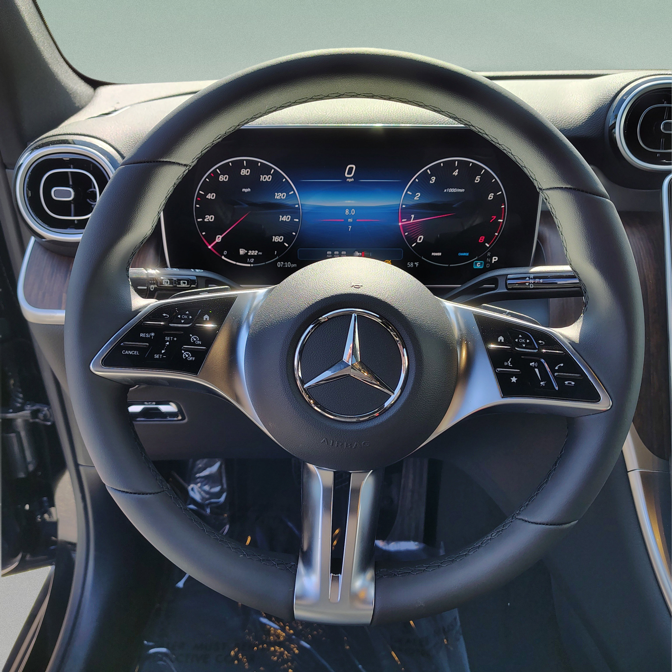 Certified 2026 Mercedes-Benz GLC 300 image 27