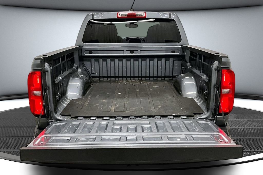 Used 2022 Chevrolet Colorado LT AWD/4WD image 7