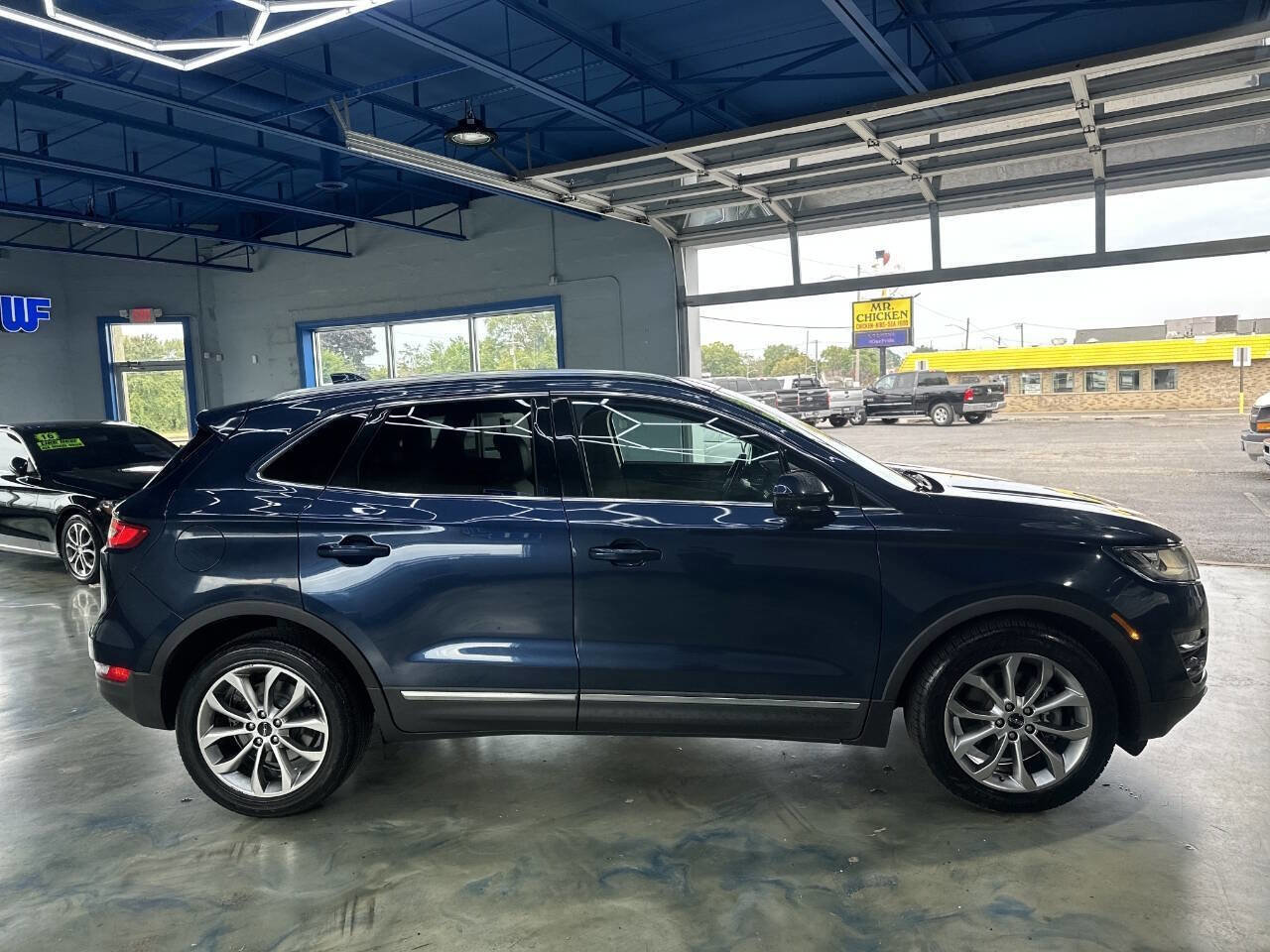 Used 2017 Lincoln MKC Select w/ Select Plus Package image 8