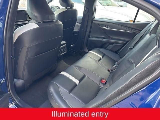 Used 2025 Toyota Camry SE w/ Convenience Package image 23