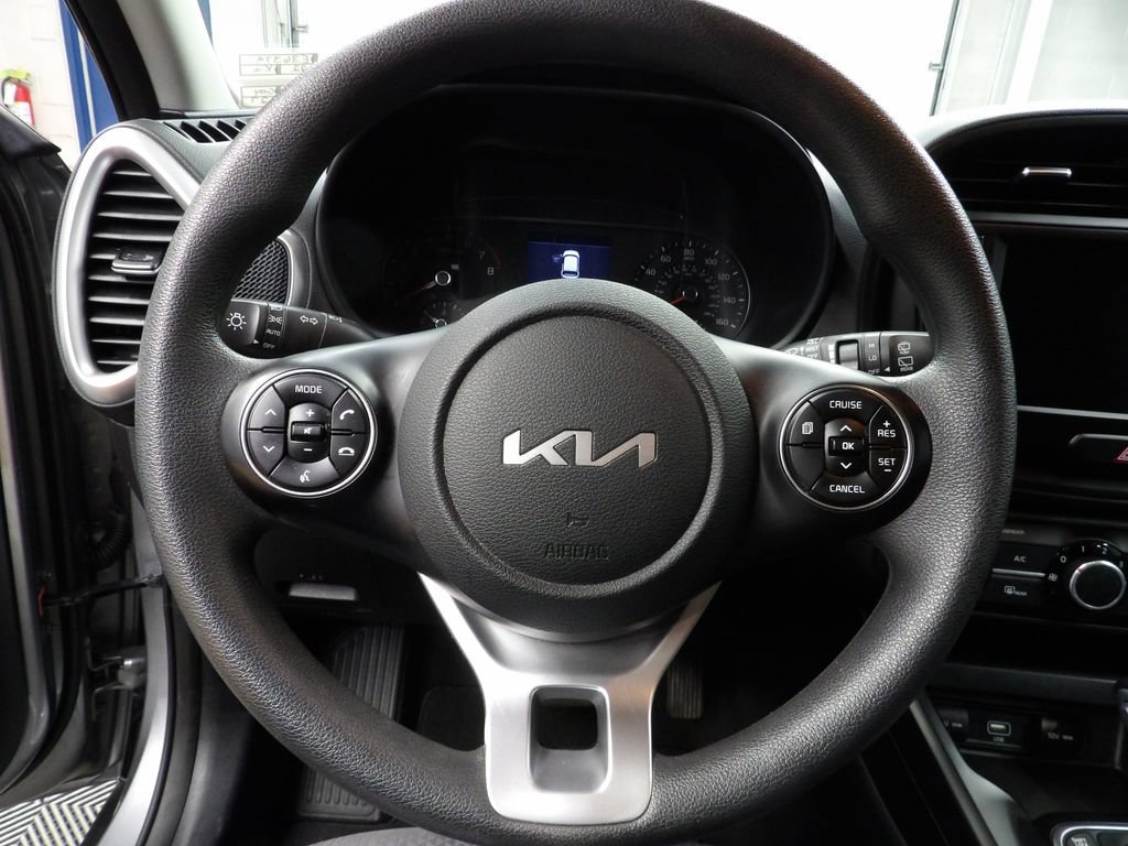 Used 2022 Kia Soul LX w/ Technology Package FWD image 39