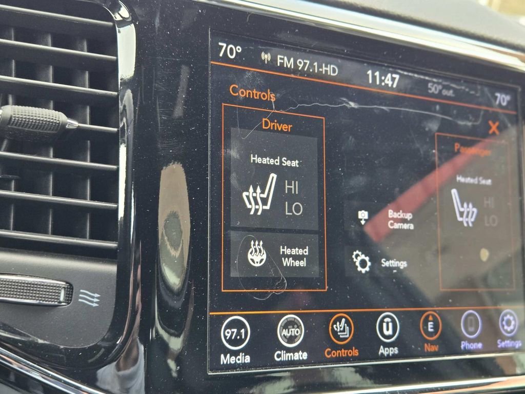 Used 2019 Jeep Grand Cherokee Limited image 29