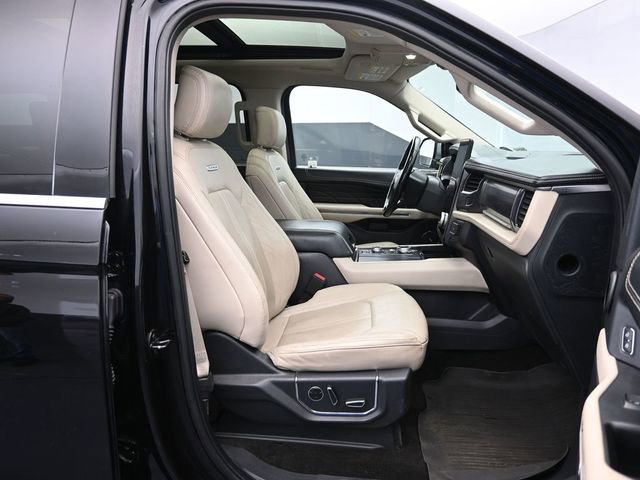 Used 2022 Ford Expedition Platinum image 45