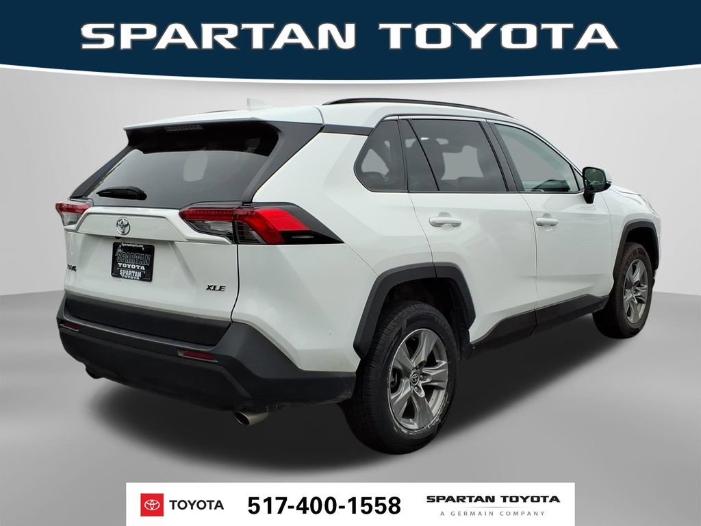 Used 2024 Toyota RAV4 XLE FWD image 7