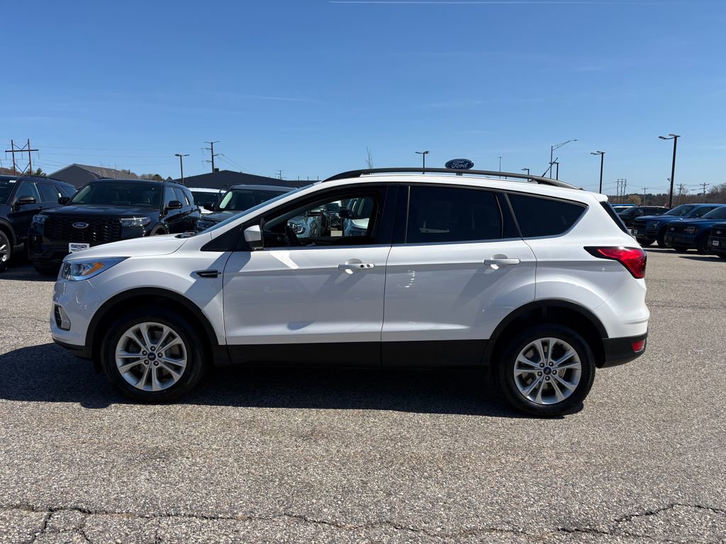 Used 2019 Ford Escape SEL image 5