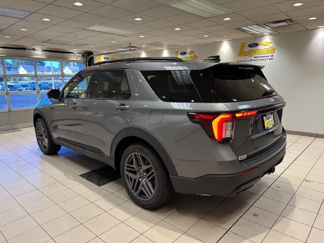 New 2027 Ford Explorer ST-Line w/ Premium Package AWD/4WD image 23