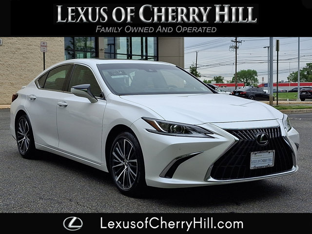 Used 2025 Lexus ES 350 w/ Premium Package FWD image 1