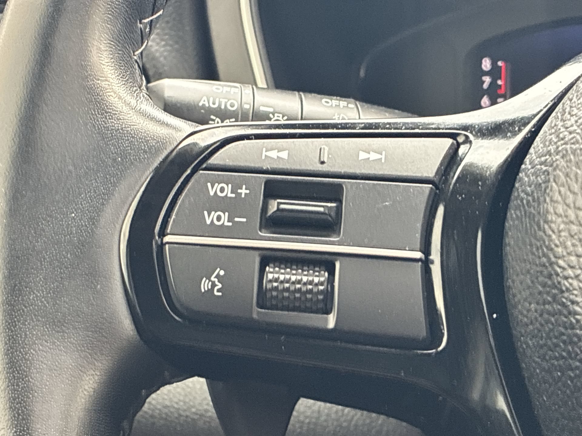 Certified 2025 Honda Pilot Elite image 26