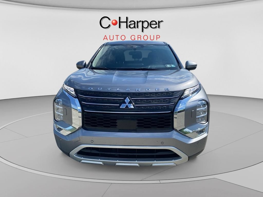 Used 2023 Mitsubishi Outlander SE AWD/4WD image 5