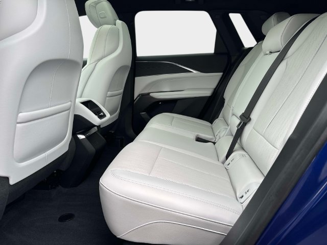 Certified 2024 Cadillac Lyriq Sport AWD/4WD image 11