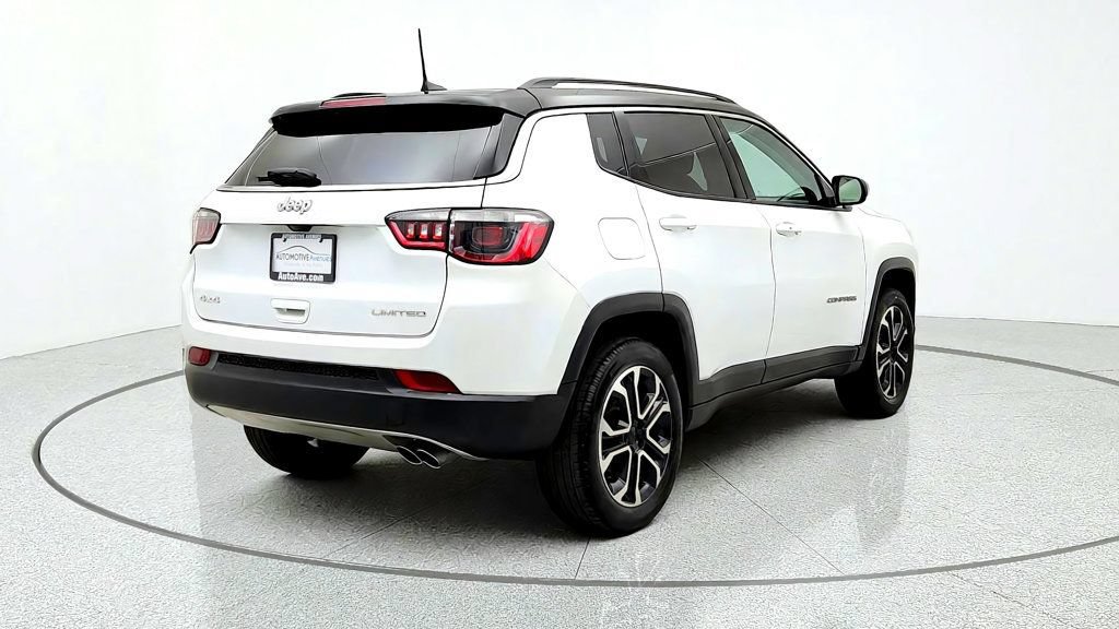 Used 2022 Jeep Compass Limited w/ Sun and Sound Group AWD/4WD image 5