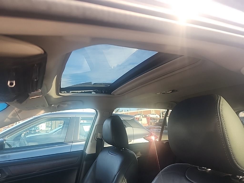 Used 2015 Subaru Outback 2.5i Limited image 11