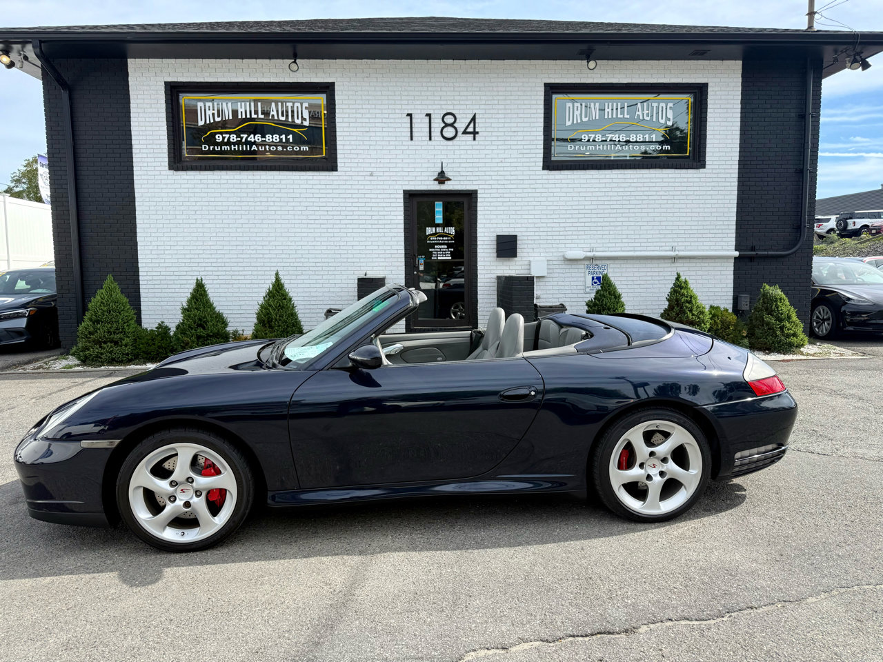 Used 2004 Porsche 911 Carrera 4S image 2