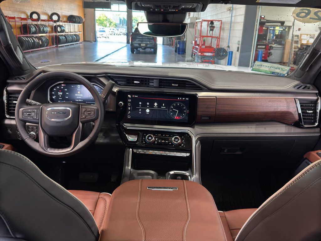 New 2026 GMC Sierra 2500 Denali Ultimate AWD/4WD image 18